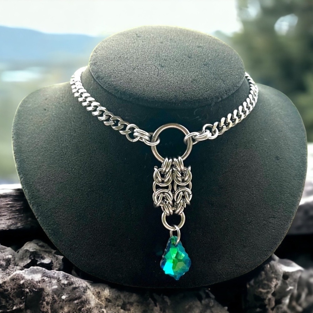 Handmade maille necklace iridescent green austrian crystal celtic goth boho